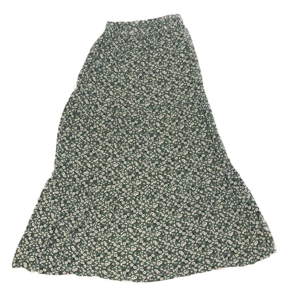 Beautiful American Eagle long skirt. Size small